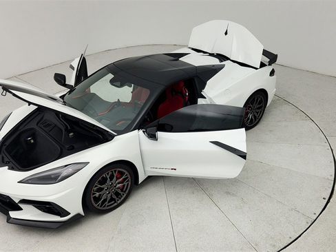 Certified 2024 Chevrolet Corvette Stingray Preferred Conv w/ Z51 Performance Package image 41