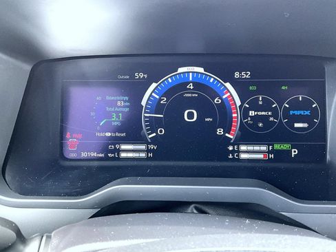 Used 2025 Toyota Sequoia SR5 AWD/4WD image 15
