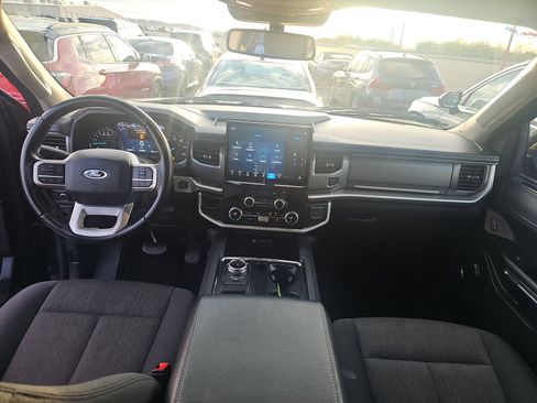 Used 2024 Ford Expedition Max XLT RWD image 10