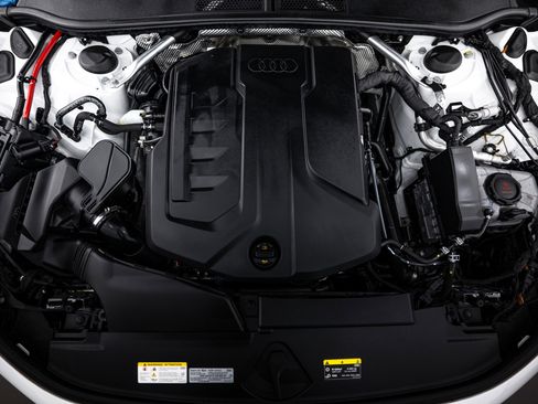 Certified 2025 Audi A5 2.0T Premium w/ Convenience Package image 18