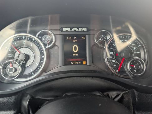 Used 2022 RAM 1500 Big Horn RWD image 15