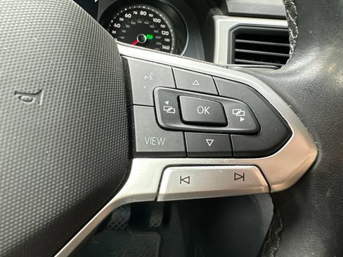 Used 2021 Volkswagen Atlas SE w/ Towing Package FWD image 14