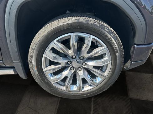 Certified 2025 GMC Sierra 1500 Denali AWD/4WD image 11