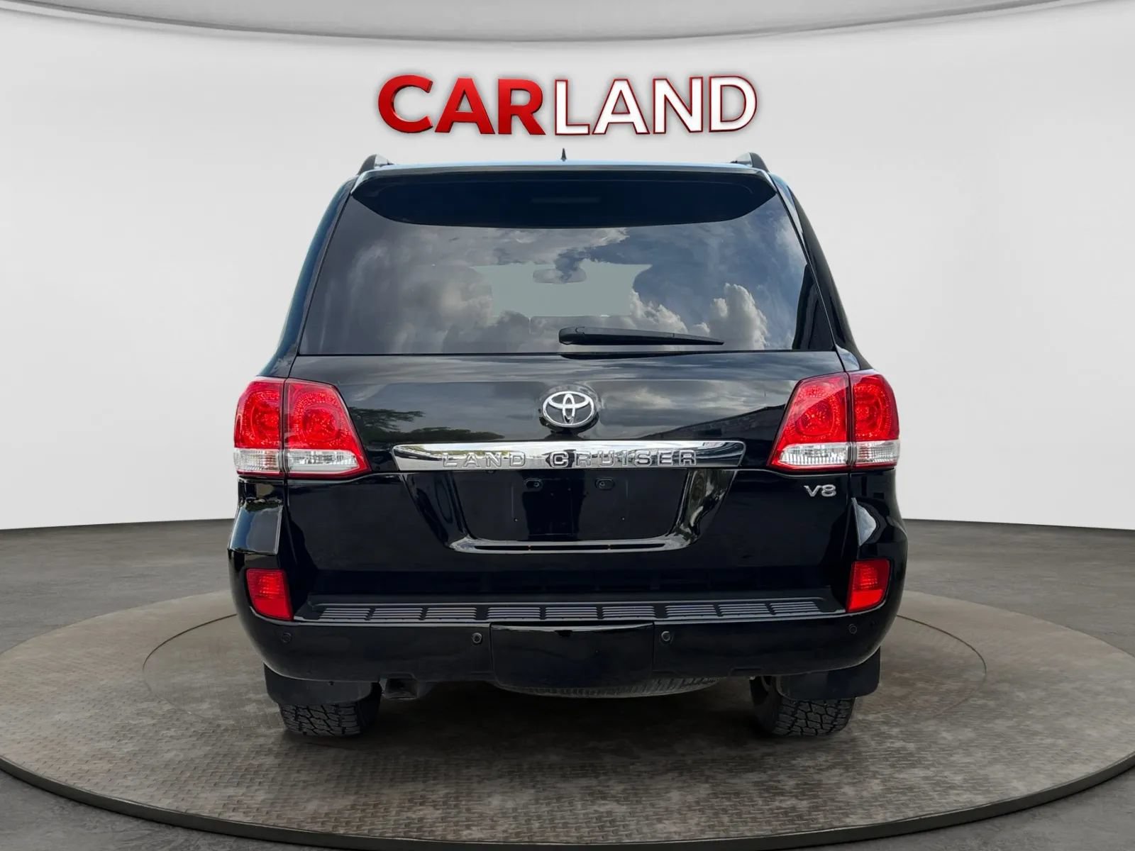Used 2011 Toyota Land Cruiser w/ Upgrade Pkg AWD/4WD image 4
