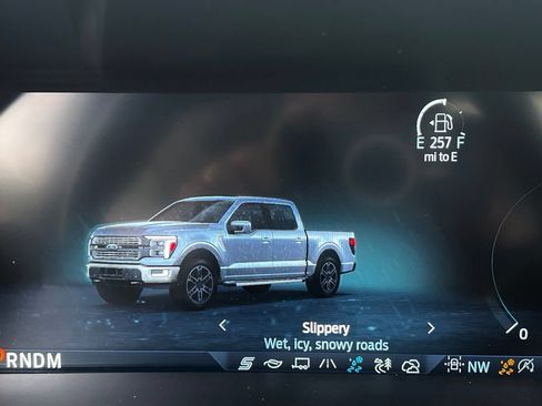 Used 2025 Ford F150 Lariat w/ Equipment Group 501A Mid AWD/4WD image 32
