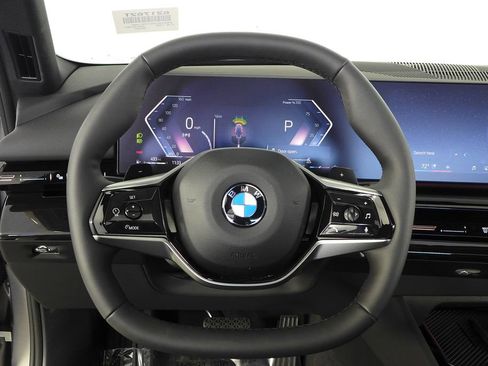 Used 2026 BMW 530i w/ Premium Package RWD image 27