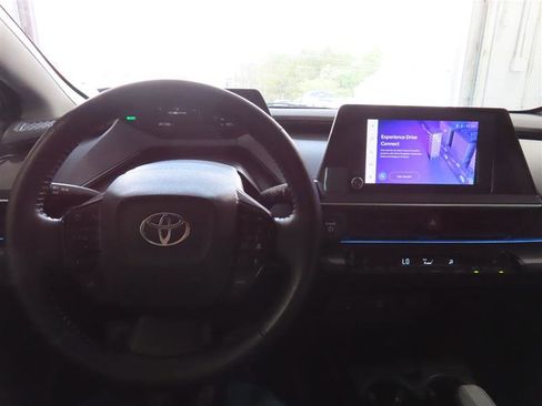 Used 2023 Toyota Prius XLE FWD image 20