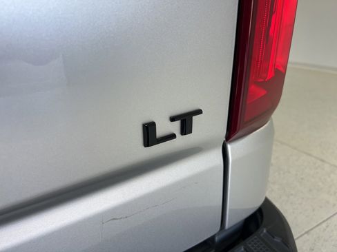 Used 2022 Chevrolet Silverado 1500 LT Trail Boss w/ LT Trail Boss Premium Package image 28