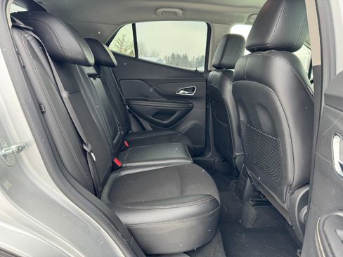 Used 2014 Buick Encore FWD image 18