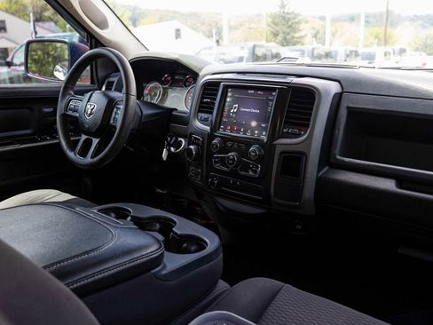 Used 2019 RAM 1500 Express w/ Express Value Package AWD/4WD image 30