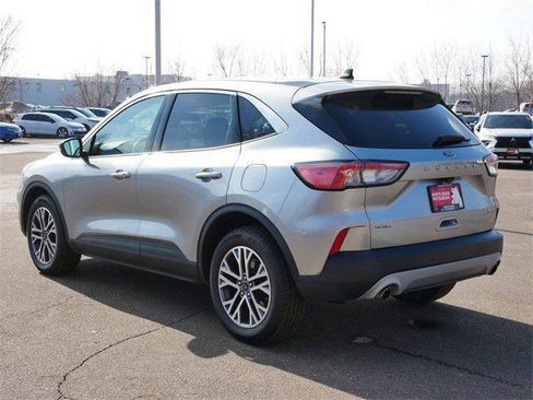 Used 2022 Ford Escape SEL image 5