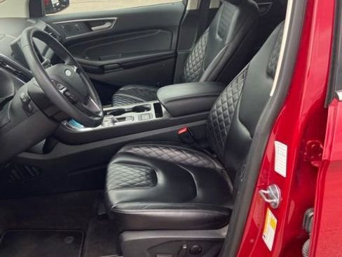 Used 2024 Ford Edge Titanium AWD/4WD image 5