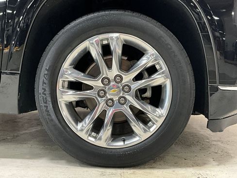 Used 2018 Chevrolet Traverse High Country AWD/4WD image 12