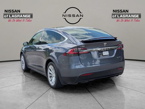 Used 2020 Tesla Model X Long Range AWD/4WD image 7