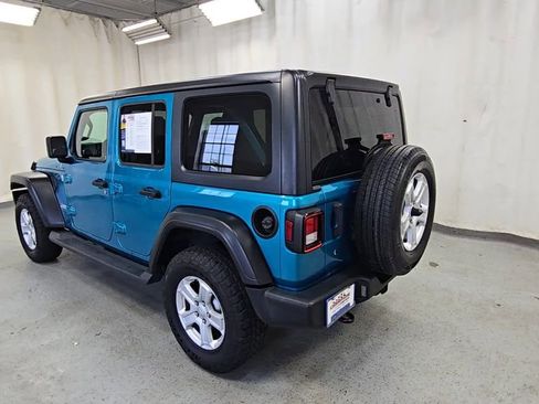 Used 2019 Jeep Wrangler Unlimited Sport S AWD/4WD image 10