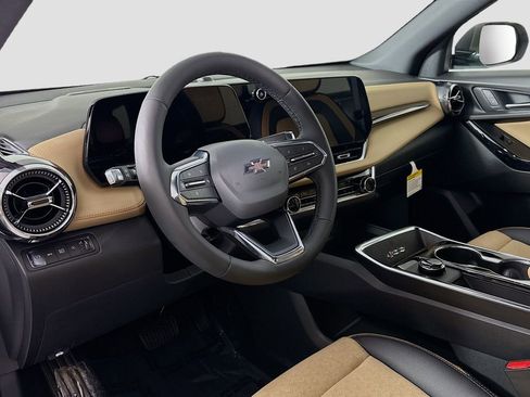 New 2026 Chevrolet Equinox ACTIV w/ Convenience Package III image 9