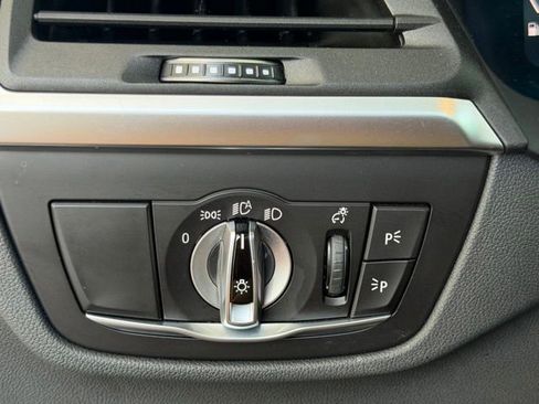 Used 2022 BMW X3 sDrive30i w/ M Sport Package 2 RWD image 18