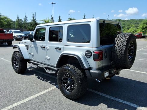 Used 2023 Jeep Wrangler Unlimited Rubicon 392 AWD/4WD image 7