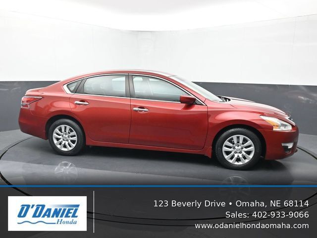 Used 2015 Nissan Altima 2.5 S w/ Power Driver Seat Package FWD image 7