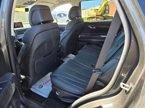 Used 2024 Genesis GV80 2.5T image 12