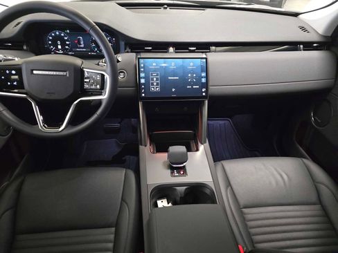 Certified 2025 Land Rover Discovery Sport S image 18