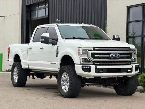 Used 2021 Ford F250 Platinum AWD/4WD image 4