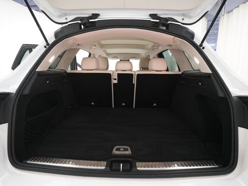 Used 2022 Mercedes-Benz GLC 300 4MATIC image 10