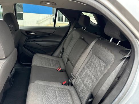 Used 2023 Chevrolet Equinox LT FWD image 11