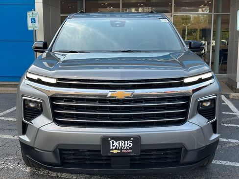 New 2026 Chevrolet Traverse LT image 2