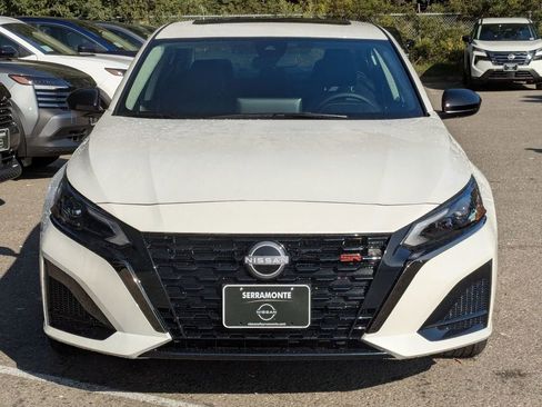 New 2025 Nissan Altima 2.5 SR w/ SR Premium Package FWD image 3