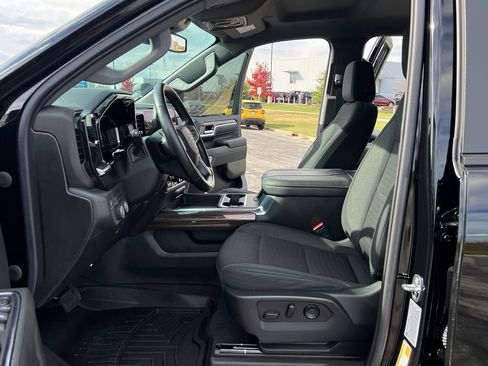 Used 2024 Chevrolet Silverado 3500 LT w/ Midnight Edition image 16