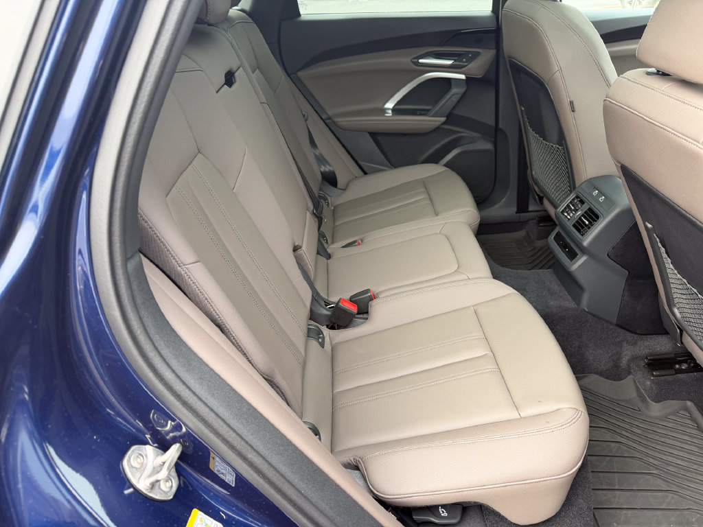 Certified 2025 Audi Q5 Premium w/ Convenience Package AWD/4WD image 20