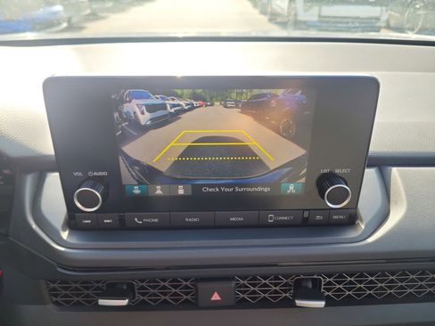 Used 2025 Honda Accord SE image 32