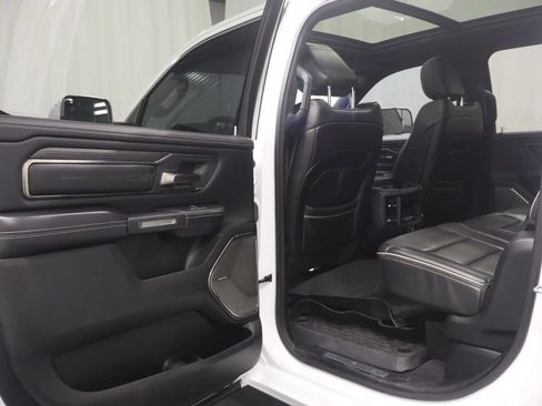 Used 2019 RAM 1500 Limited AWD/4WD image 12
