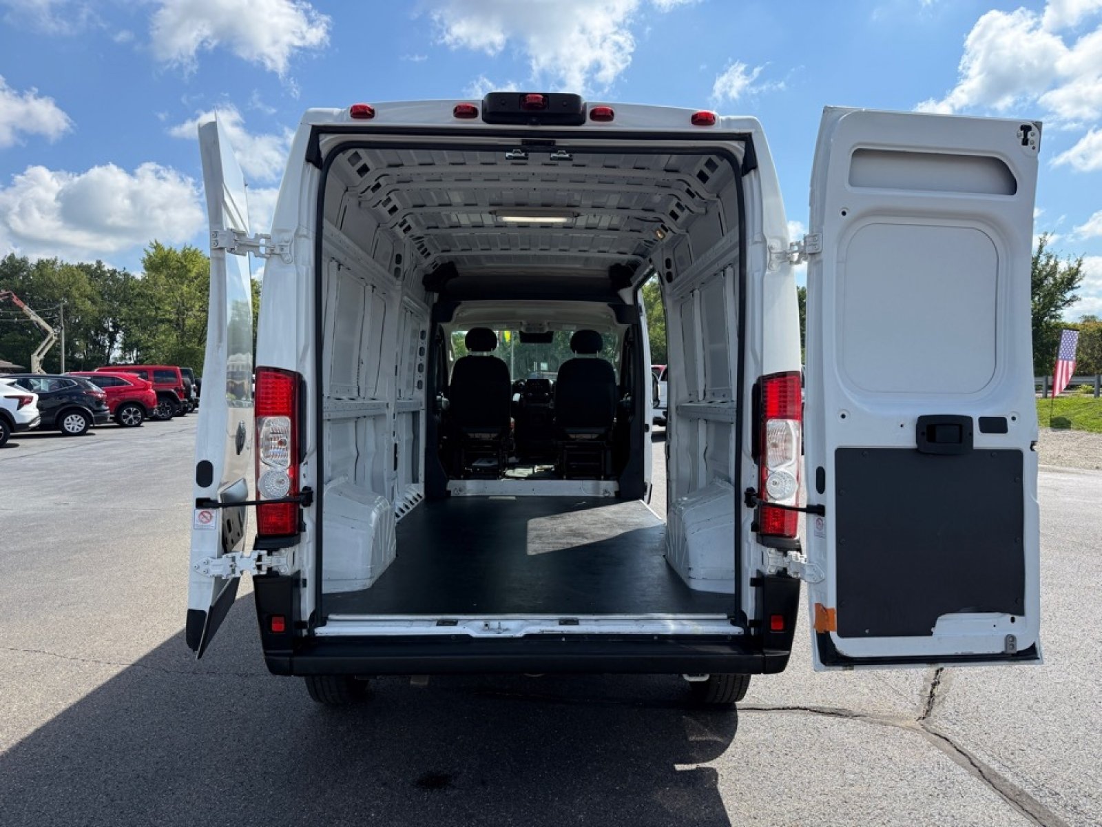 Used 2023 RAM ProMaster 2500 FWD image 27