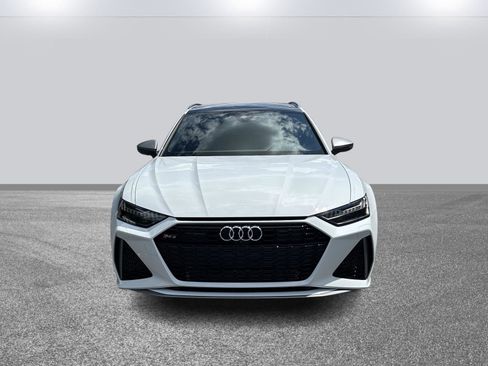 Used 2025 Audi RS 6 performance image 2