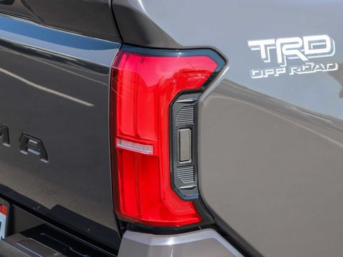 Certified 2024 Toyota Tacoma TRD Off-Road w/ TRD Off Road Premium Package AWD/4WD image 8