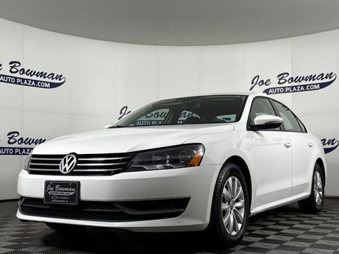 Used 2012 Volkswagen Passat 2.5 S image 2