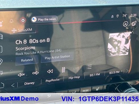 Used 2023 GMC Canyon AT4 image 39