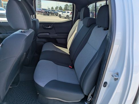 Certified 2023 Toyota Tacoma TRD Off-Road image 14