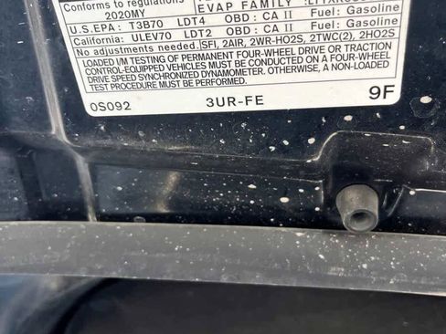 Used 2020 Toyota Tundra SR5 w/ SR5 Upgrade Package image 10