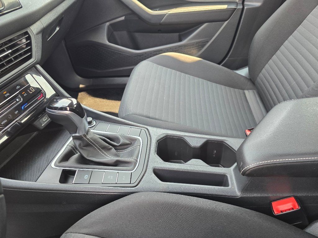 Used 2025 Volkswagen Jetta S FWD image 25