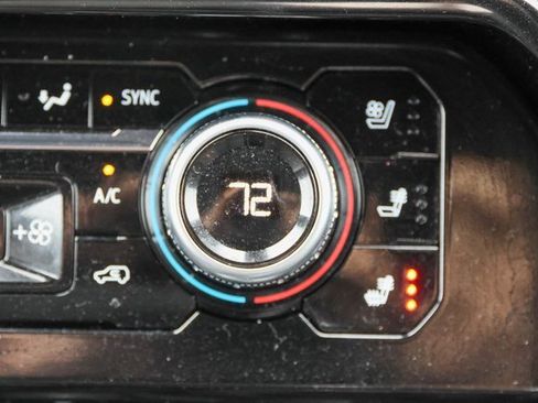 Used 2025 GMC Sierra 2500 AT4 image 26