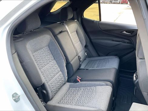 Used 2024 Chevrolet Equinox LT image 19