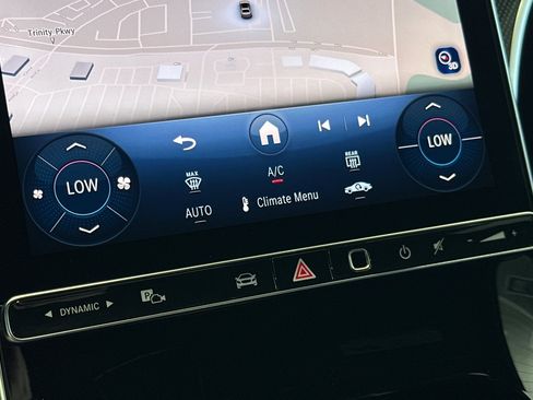 New 2025 Mercedes-Benz C 300 Sedan image 20