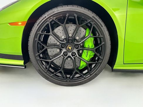 Used 2023 Lamborghini Huracan Tecnica image 34