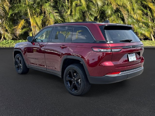New 2026 Jeep Grand Cherokee Limited w/ Limited Altitude Package RWD image 3