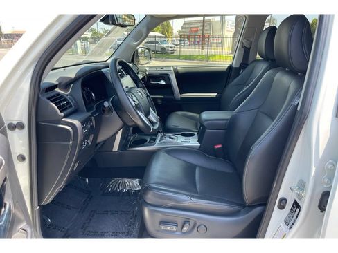 Used 2023 Toyota 4Runner Limited RWD image 11