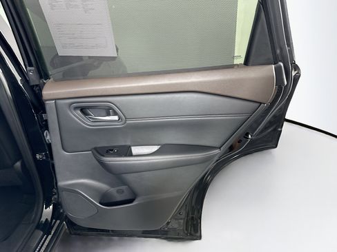 Used 2023 Nissan Rogue SL w/ SL Premium Package AWD/4WD image 31