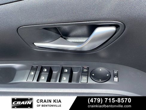 Used 2026 Hyundai Tucson Blue SE w/ Tow & Go Package AWD/4WD image 17